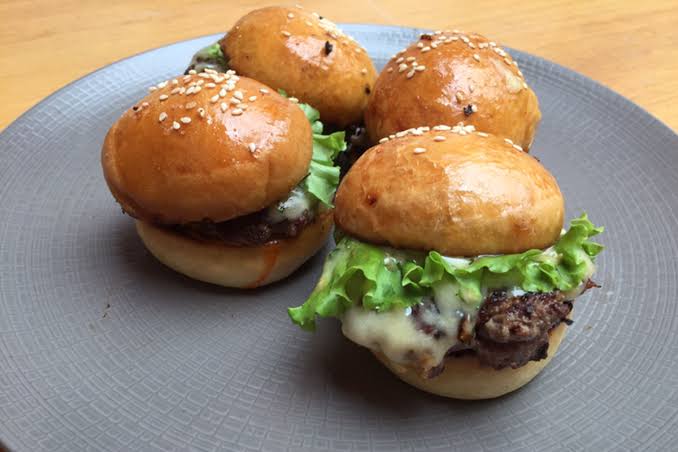Tips Menikmati Burger dengan Perpaduan Rasa yang Lebih Seimbang